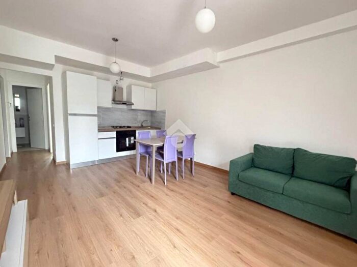 Appartamento bilocale in affitto in Via Laurenziata, Centro, Calolziocorte