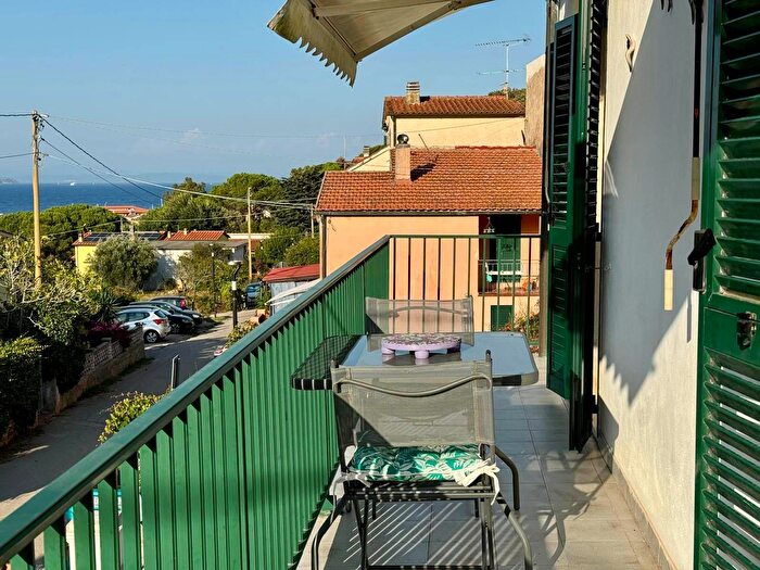 Appartamento trilocale in vendita in Rio