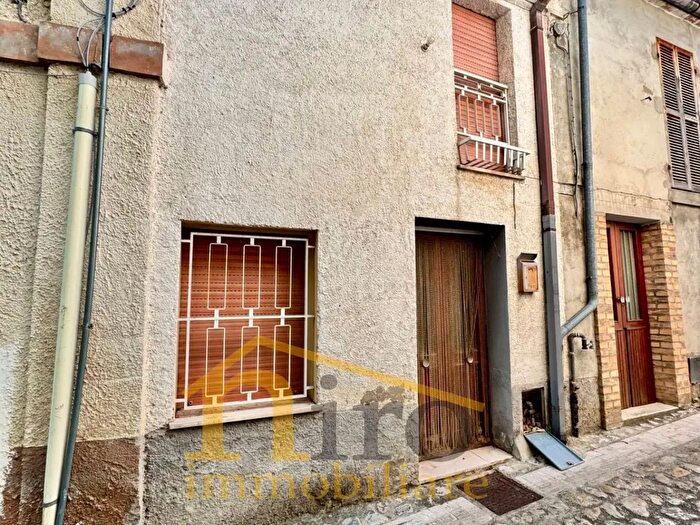Appartamento bilocale in vendita in Via Roma, Carpineto Della Nora