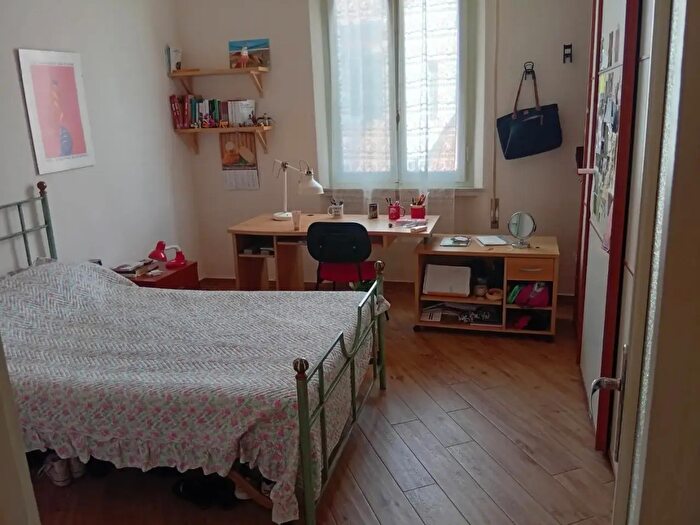 Appartamento con 5 locali in vendita in Pisa