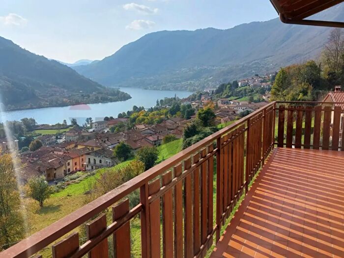 Appartamento bilocale in vendita in Endine Gaiano