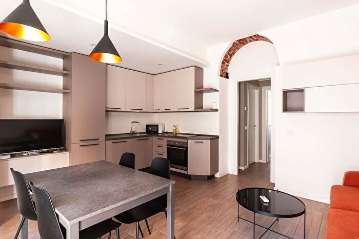 Appartamento monolocale in affitto in Via Padova, Milano