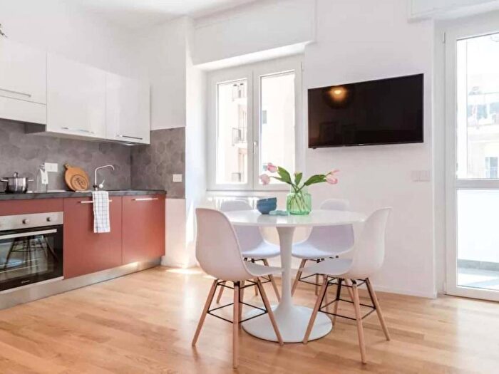 Appartamento bilocale in affitto in Viale Paolo Onorato Vigliani, Monte Rosa Lotto, Milano