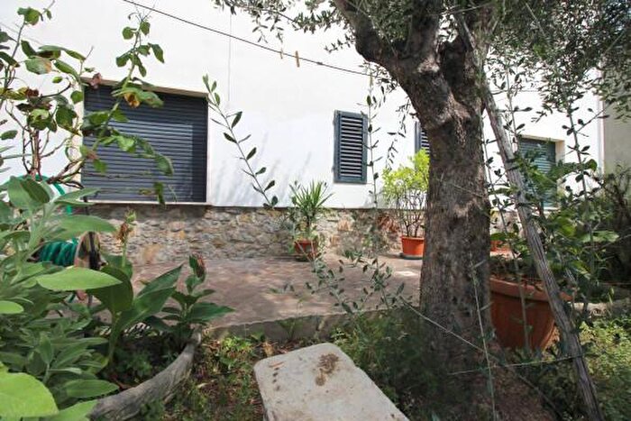 Casa con 6 locali in vendita in Via Risorgimento, Pieve A Nievole