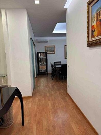 Appartamento con 5 locali in vendita in Via Arnolfo di Cambio, Verona