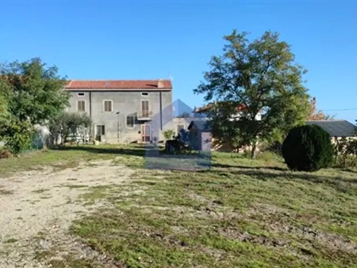 Casa con 6 locali in vendita in Casalbordino