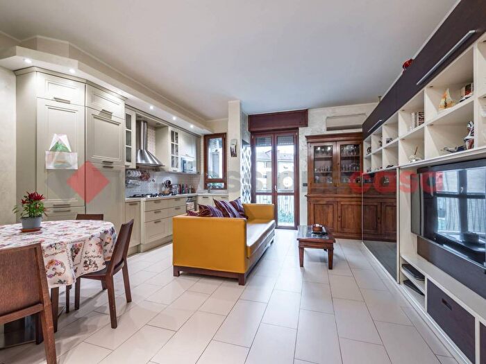 Appartamento bilocale in affitto in Via Almerico da Schio, Giambellino, Milano