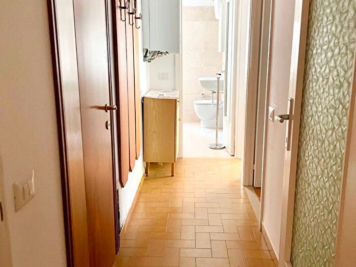 Appartamento trilocale in affitto in Viale Giacomo Leopardi, Centro, Camerino