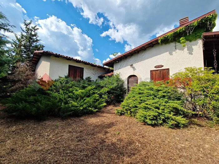 Casa trilocale in vendita in Strada Statale Snc, L'Aquila