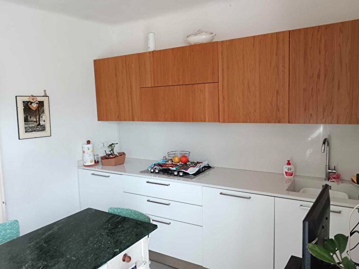 Appartamento quadrilocale in vendita in Via Vitt Emanuele, Vezzano Ligure