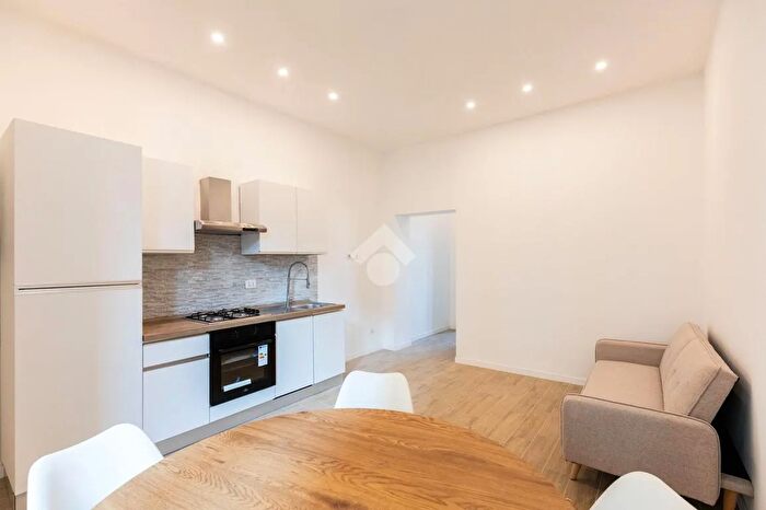 Appartamento bilocale in vendita in Via Clitumno, Milano