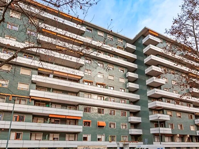 Appartamento con 6 locali in vendita in Corso F Brunelleschi, Torino