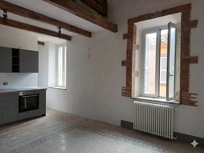 Appartamento trilocale in vendita in Via Signorelli, Viterbo