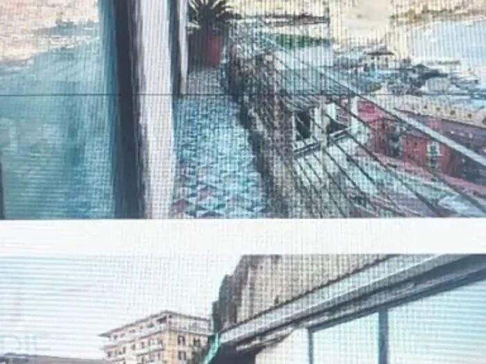 Appartamento con 6 locali in vendita in Napoli