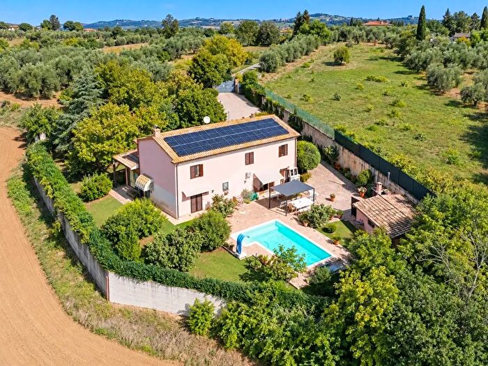 Casa con 6 locali in vendita in Strada Elpidiense, Sant'Elpidio A Mare