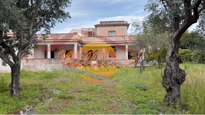 Casa con 7 locali in vendita in Contrada Carancino, Siracusa