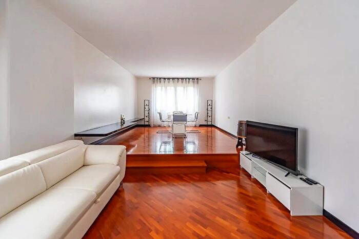 Appartamento trilocale in vendita in Via Papa Giovanni XXIII, Origgio