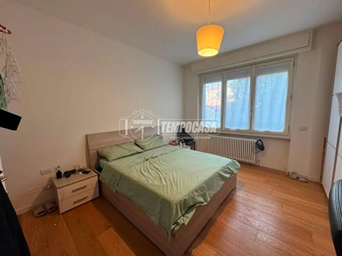 Appartamento trilocale in affitto in Via Pietro Orseolo, Milano