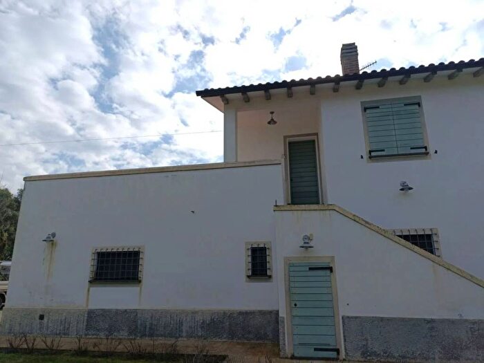 Casa quadrilocale in affitto in Strada Della Perazzeta, Montalto di Castro