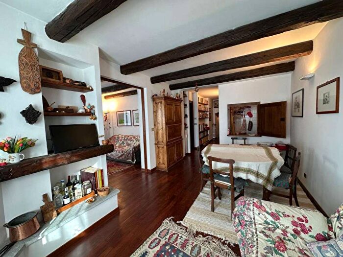 Appartamento trilocale in affitto in via La Rho, Centro, Bardonecchia