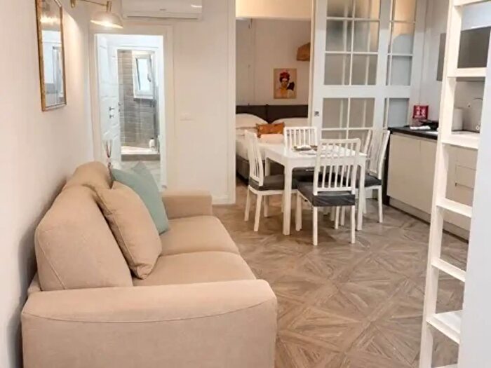 Appartamento monolocale in affitto in Via Pietrapiana, Firenze