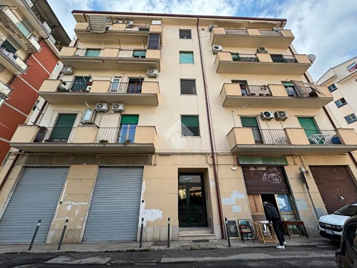 Appartamento bilocale in vendita in Via dei Mille, Cosenza
