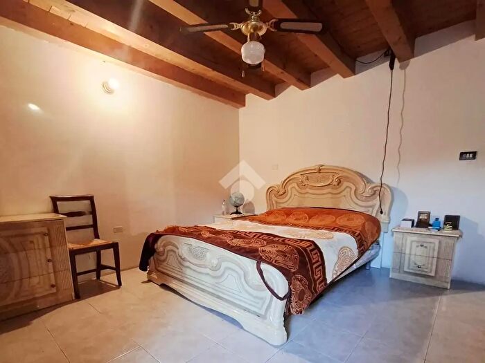 Casa quadrilocale in vendita in Via Fortunato Bonetti, Ronco AllAdige