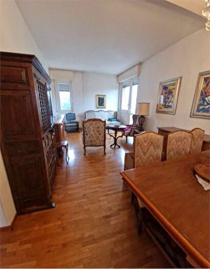 Appartamento trilocale in vendita in Cantu