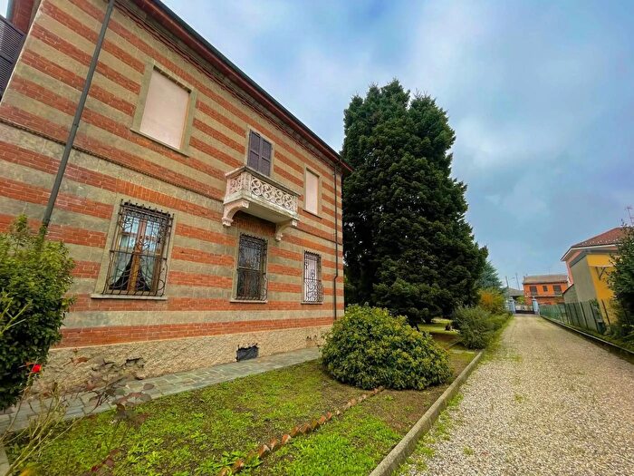 Case in Vendita e in Affitto - 3