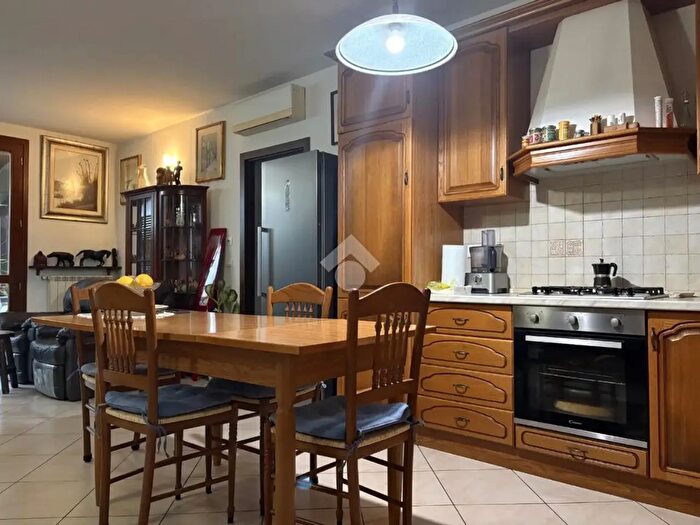 Appartamento trilocale in vendita in Via di Vittorio, Vigarano Mainarda