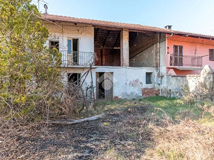 Casa quadrilocale in vendita in Via Valdellatorre, San Gillio