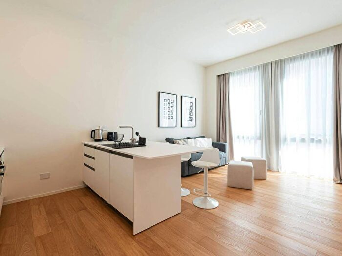 Appartamento monolocale in affitto in Via Antonio Cecchi, Washington, Milano