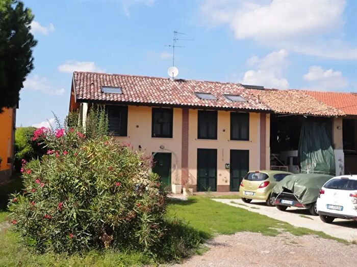 Appartamento trilocale in vendita in Corbetta