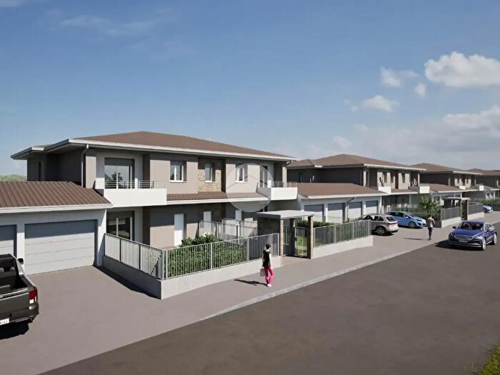 Case in Vendita e in Affitto - 3