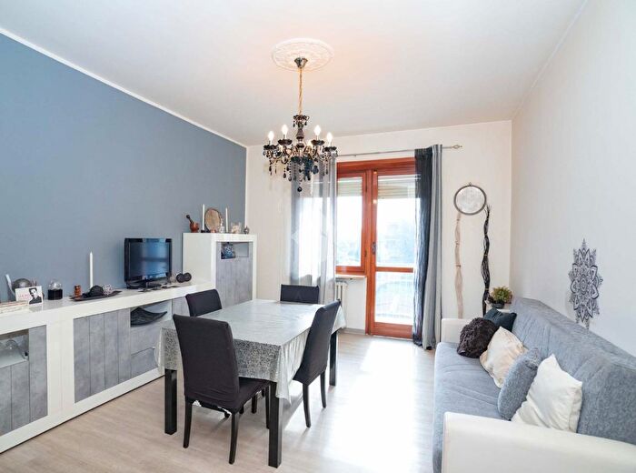 Appartamento trilocale in vendita in Via Gazzera, Cirie