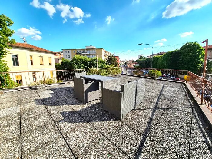 Appartamento trilocale in vendita in Via Trento, Brescia