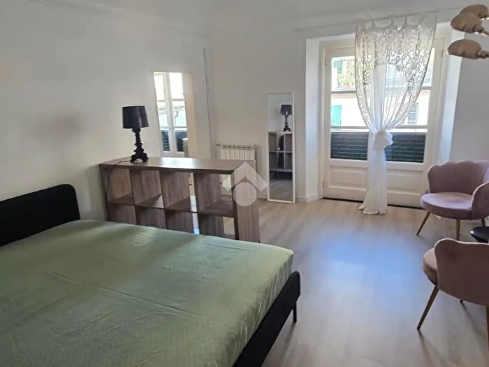 Appartamento bilocale in vendita in Via Lomellini, Genova