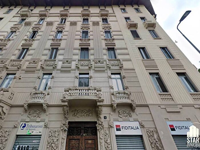 Appartamento quadrilocale in affitto in Piazzale Carlo Maciachini, Farini, Milano