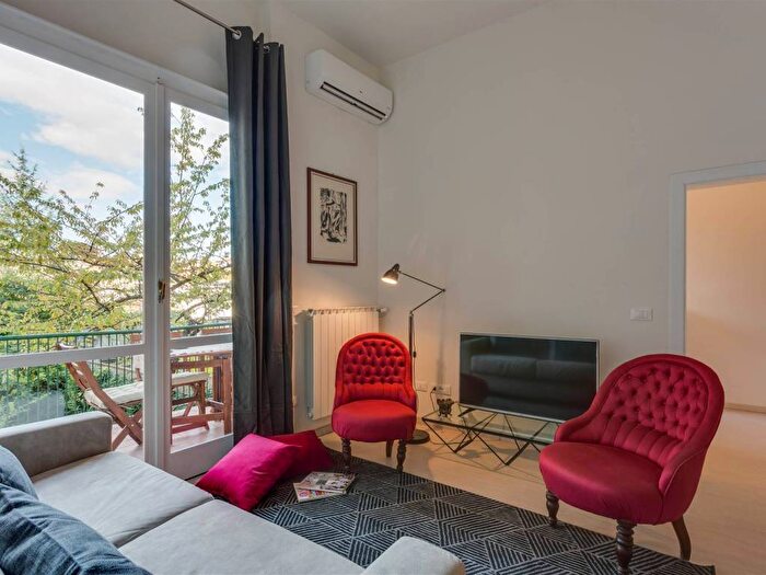 Appartamento con 5 locali in affitto in Via della Pergola, Duomo, Firenze