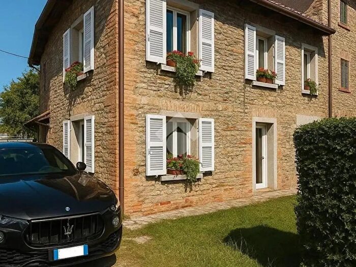 Casa quadrilocale in vendita in Via Cantarane, Volpago Del Montello