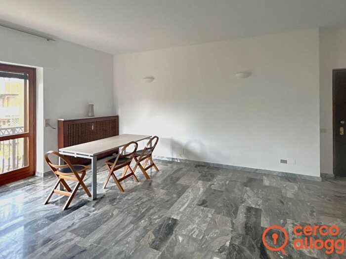 Appartamento con 6 locali in affitto in Via Giuseppe Ripamonti, Vigentino Fatima, Milano