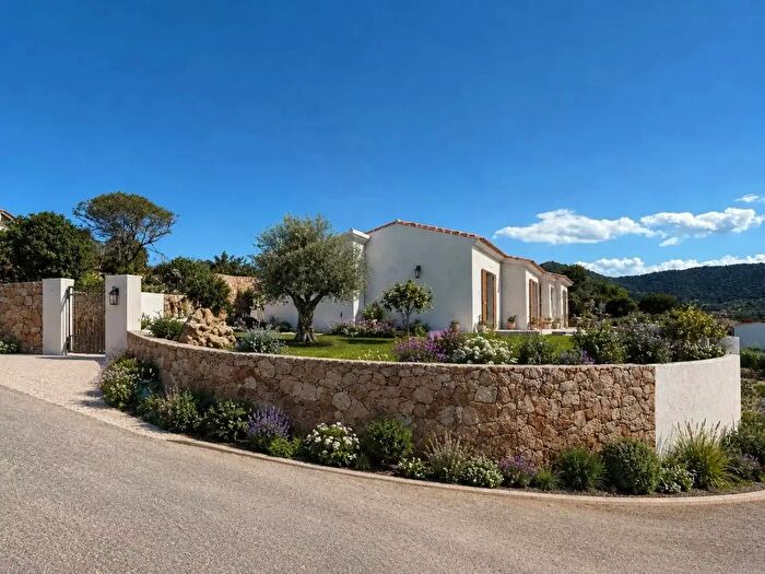 Casa trilocale in vendita in Budoni