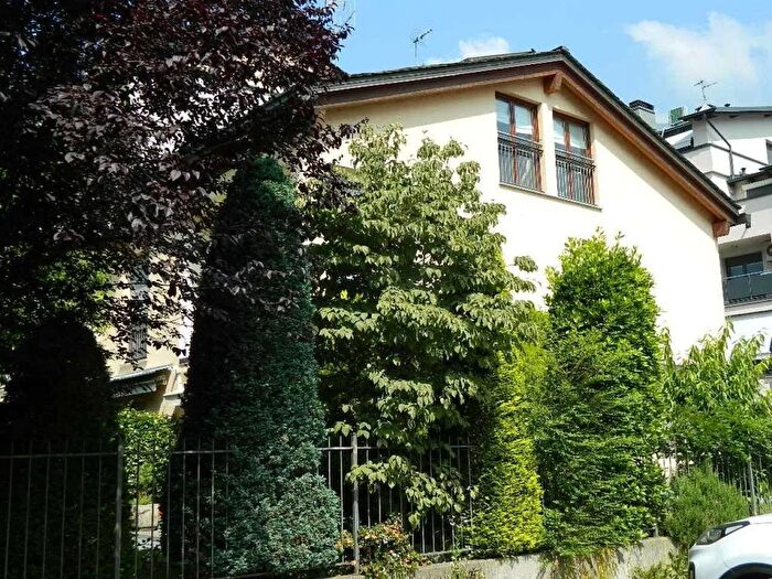 Case in Vendita e in Affitto - 2