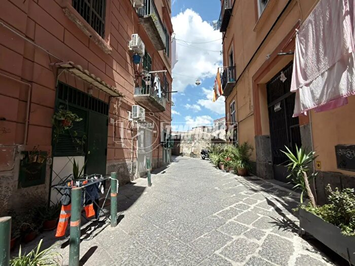 Appartamento monolocale in vendita in Napoli