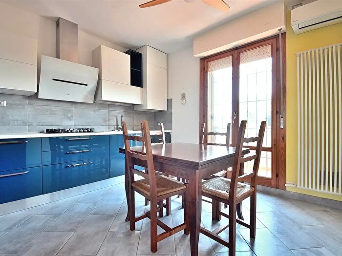 Appartamento con 5 locali in vendita in Via Fratelli Rosselli, Monteroni D'Arbia