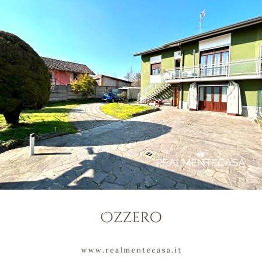 Casa quadrilocale in vendita in Via Soria Vecchia, Ozzero