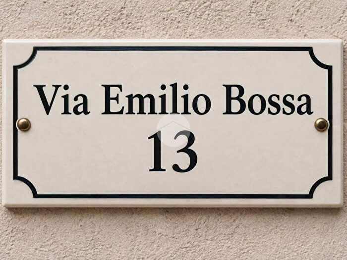 Appartamento quadrilocale in vendita in VIA EMILIO BOSSA, Centro, Ercolano