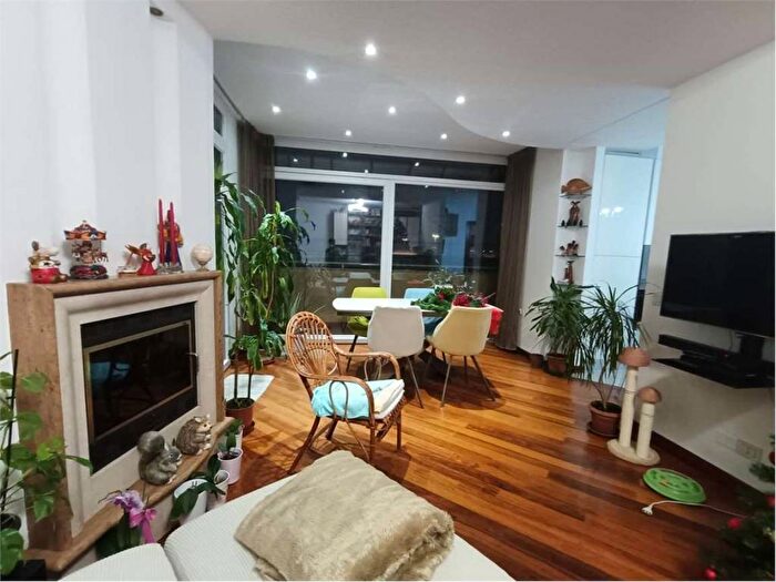 Appartamento quadrilocale in affitto in VIA LAMBRO, Torrette, Ancona