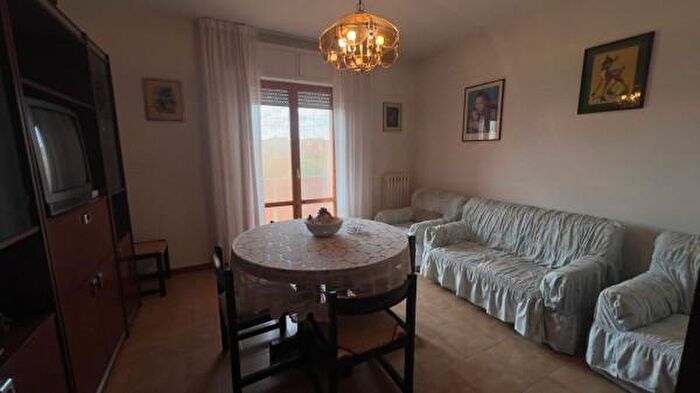 Appartamento trilocale in vendita in Via Milano, Torre San Patrizio