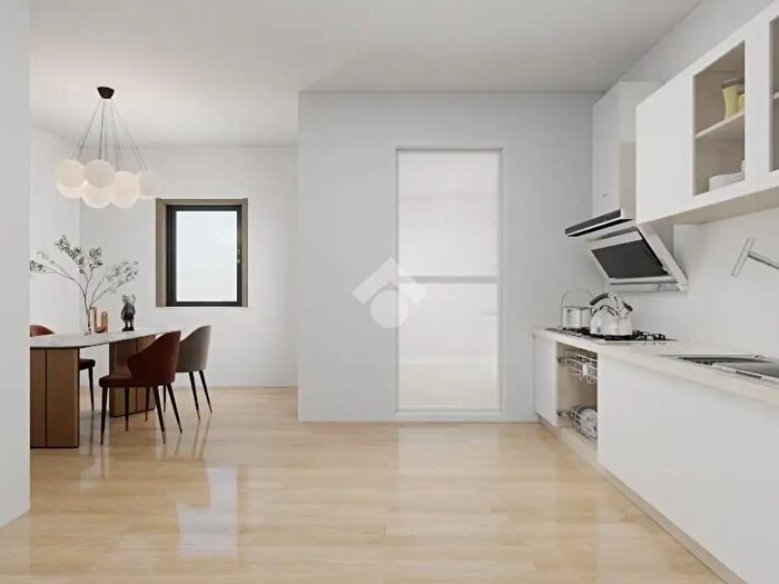 Appartamento trilocale in vendita in Via Mercantini, Milano